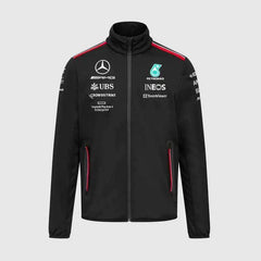 Chaqueta softshell del equipo Mercedes-AMG F1 2023
